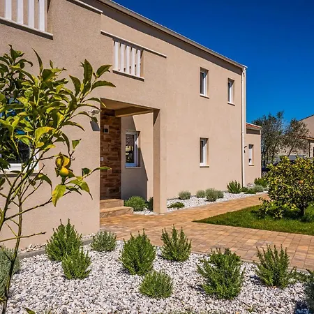 Arancin Novigrad By Istriaselect Villa Brtonigla