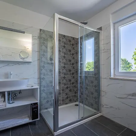 Villa Arancin Novigrad By Istriaselect Brtonigla