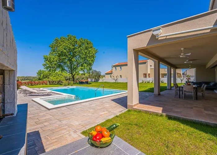 Villa Arancin Novigrad By Istriaselect Brtonigla