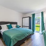 Arancin Novigrad By Istriaselect Villa *