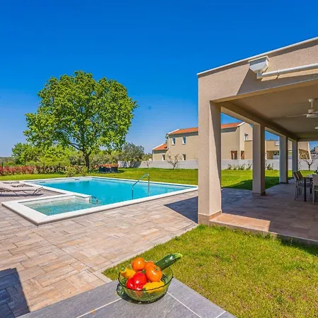 Вилла Arancin Novigrad By Istriaselect Бртонигла