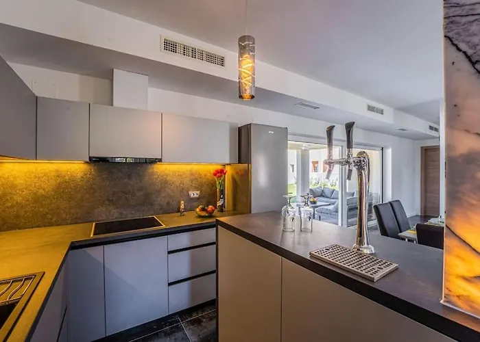 Arancin Novigrad By Istriaselect *