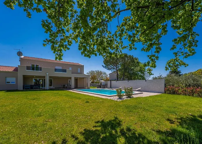 Arancin Novigrad By Istriaselect Вилла Бртонигла