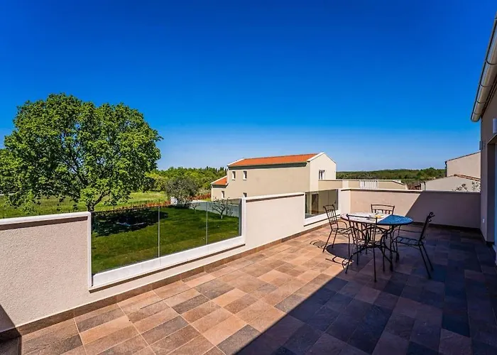 Arancin Novigrad By Istriaselect Бртонигла