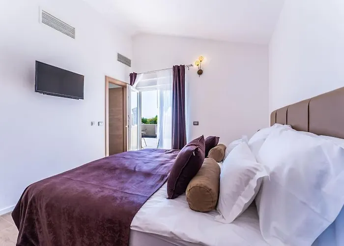 Arancin Novigrad By Istriaselect Бртонигла