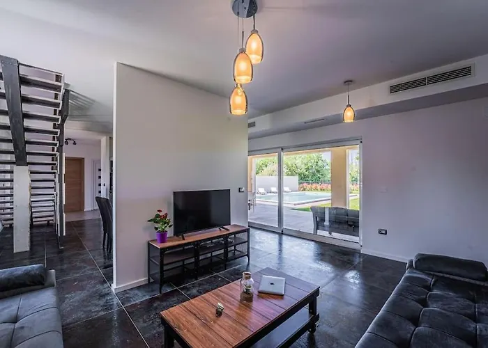 Вилла Arancin Novigrad By Istriaselect *